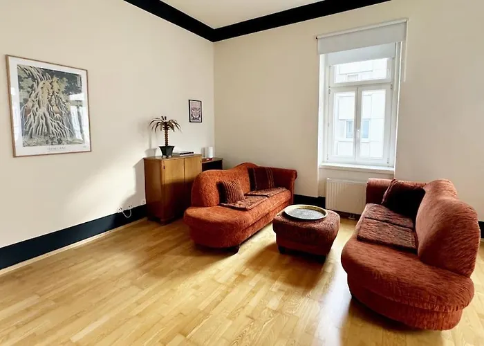Neue, Gross & Gemuetliche Wohnung Mit Toller Anbindung