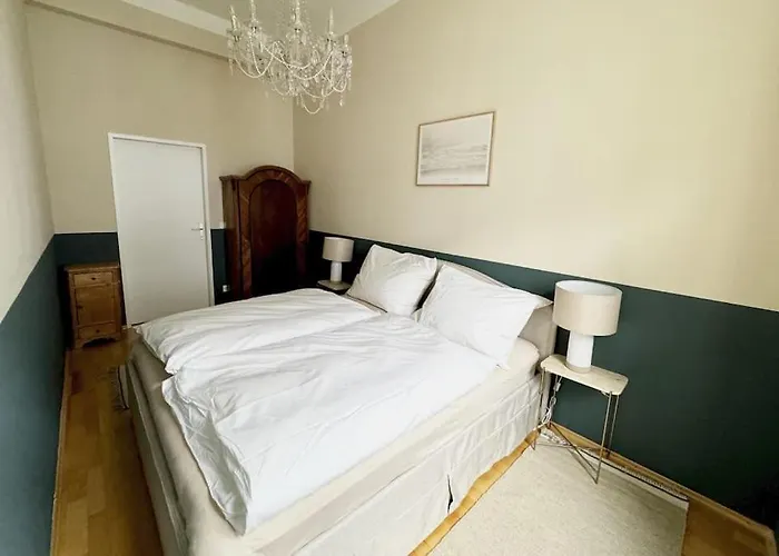 Neue, Gross & Gemuetliche Wohnung Mit Toller Anbindung